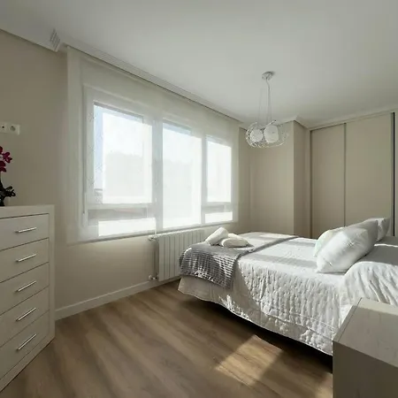 Apartamento Sol Y Mar Primera Linea Playa Y Surf Laredo